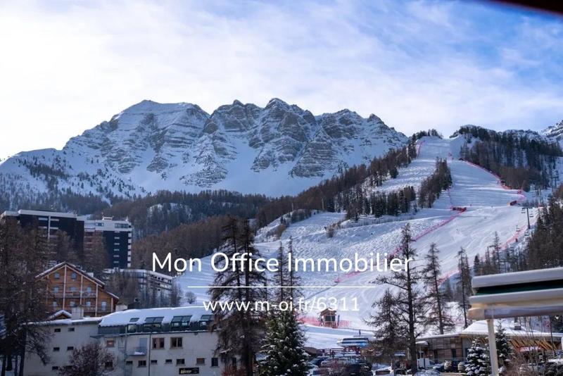 Fonds de commerce - Local commercial - 200 m²