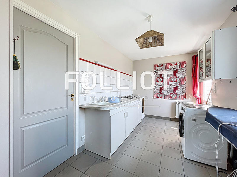 Maison - 142 m² - 7 pièces