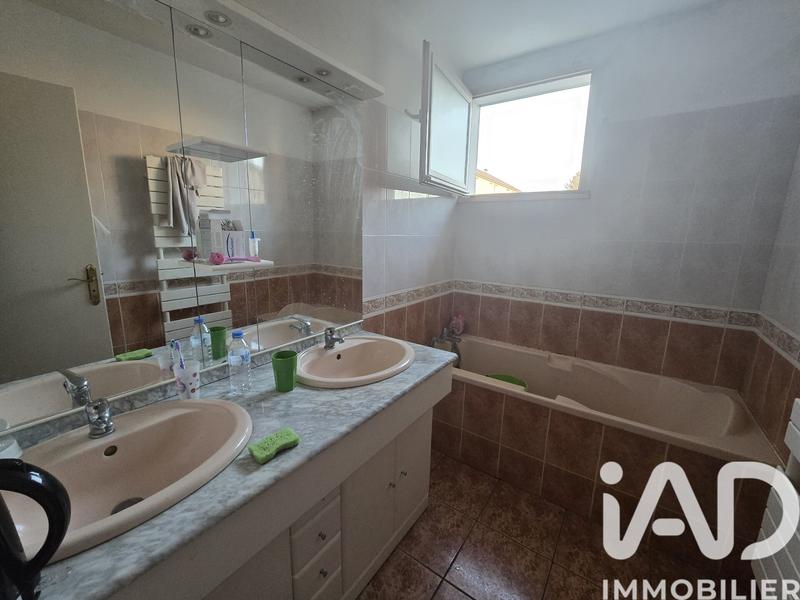 Maison - 94 m² - 4 pièces