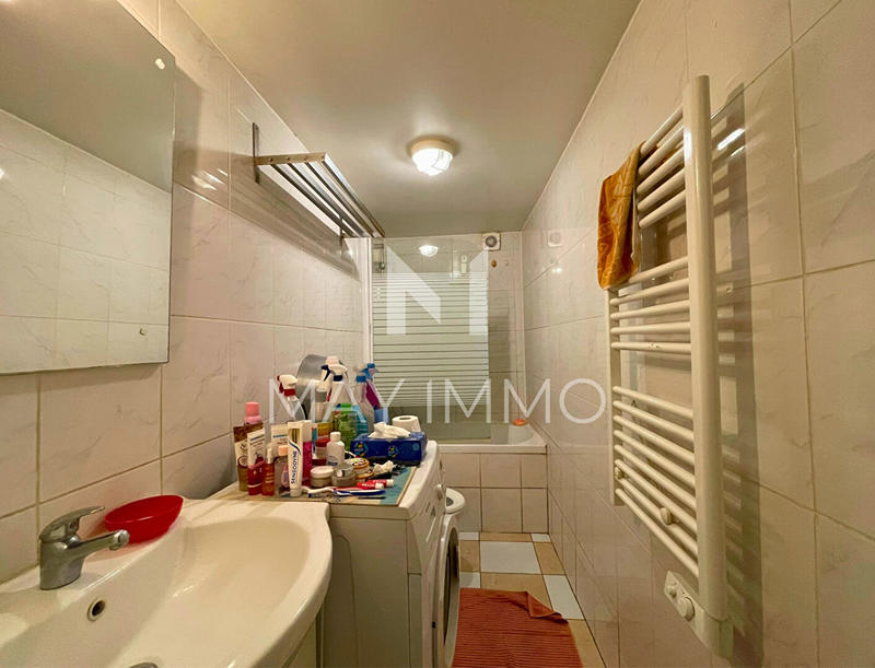 Maison - 175 m² - 7 pièces