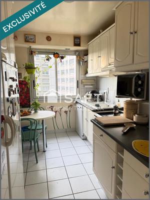 Appartement - 82 m² - 4 pièces