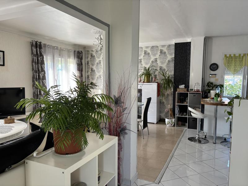 Maison - 122 m² - 5 pièces