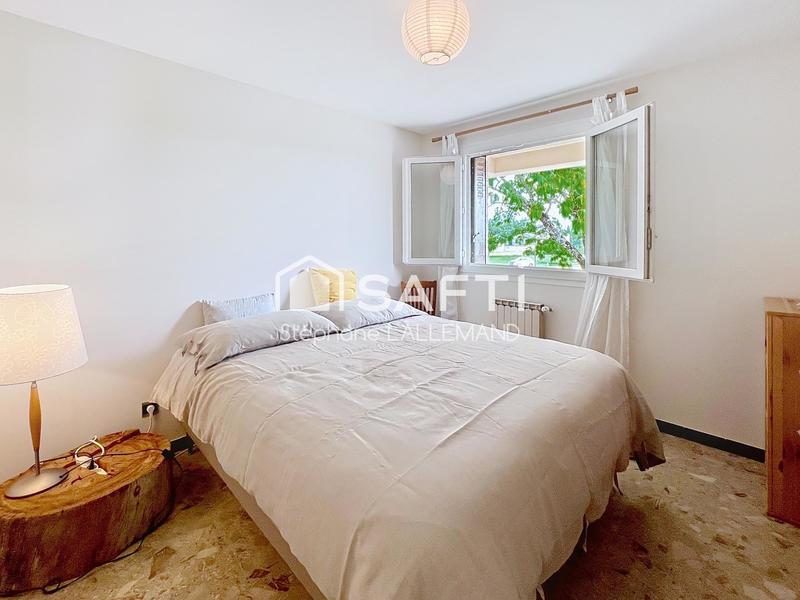 Maison - 220 m² - 7 pièces