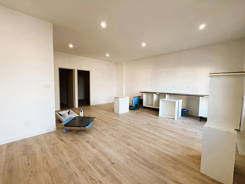 Appartement - 83 m² - 4 pièces