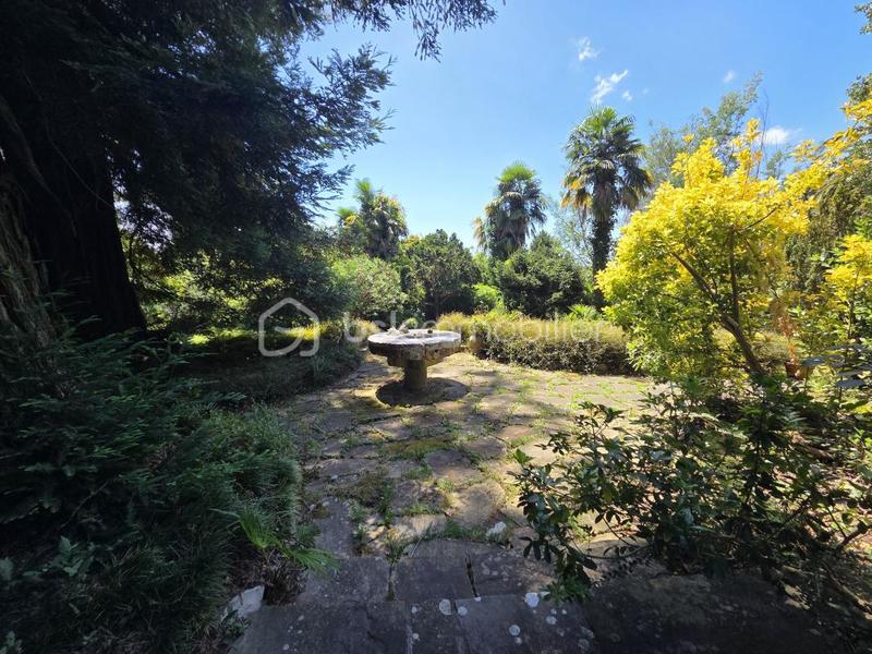 Propriété - 500 m² - 21 pièces