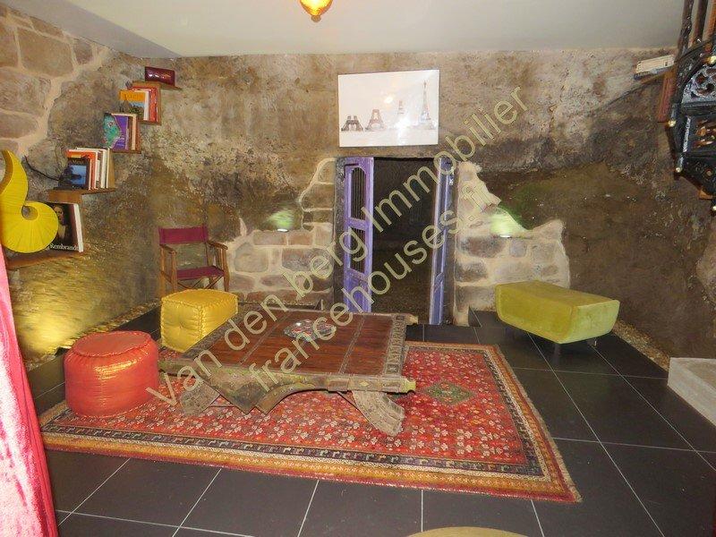 Propriété - 183 m² - 6 pièces