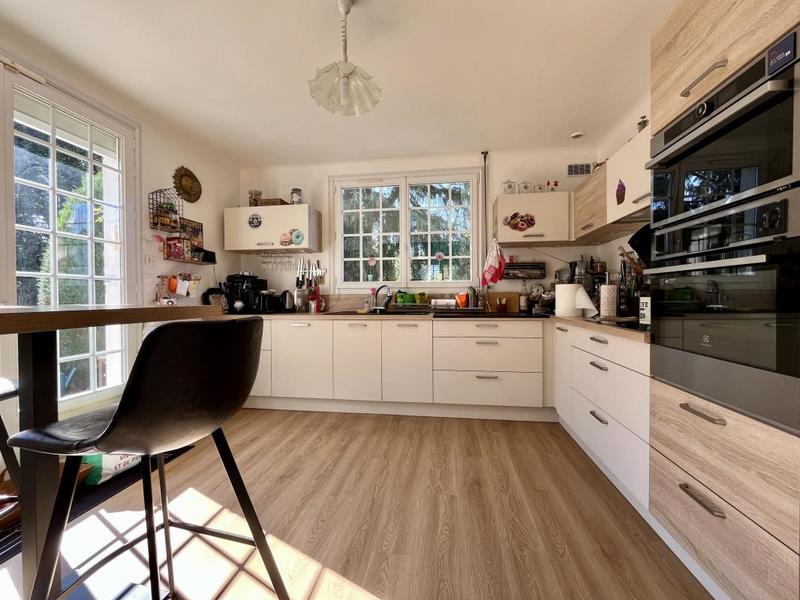 Maison - 151 m² - 6 pièces