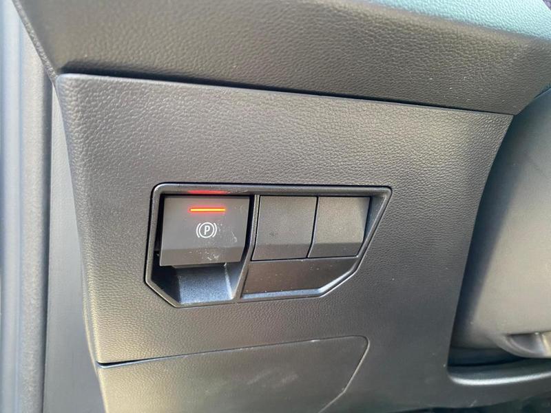 Dacia Duster Extrême hybride 145 cv CarPlay caméra Gps Clim disponible