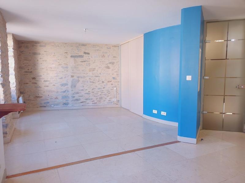 Studio - 35 m² - 2 pièces