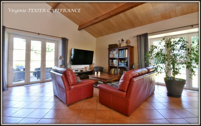 Longère - 327 m² - 10 pièces