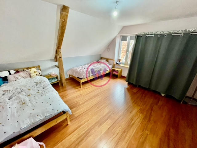 Maison - 167 m² - 8 pièces