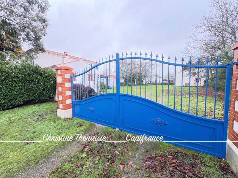 Maison - 164 m² - 8 pièces