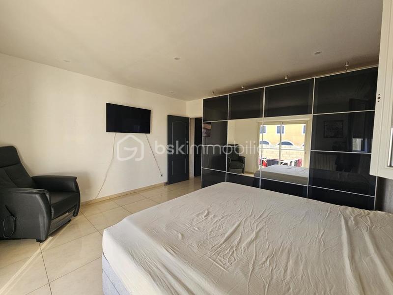 Villa - 189 m² - 8 pièces