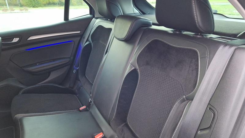 Renault Mégane IV 1.5 dCi 110 Edc6 Intens