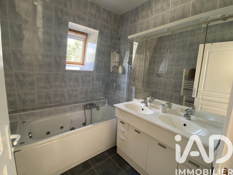 Maison - 77 m² - 3 pièces