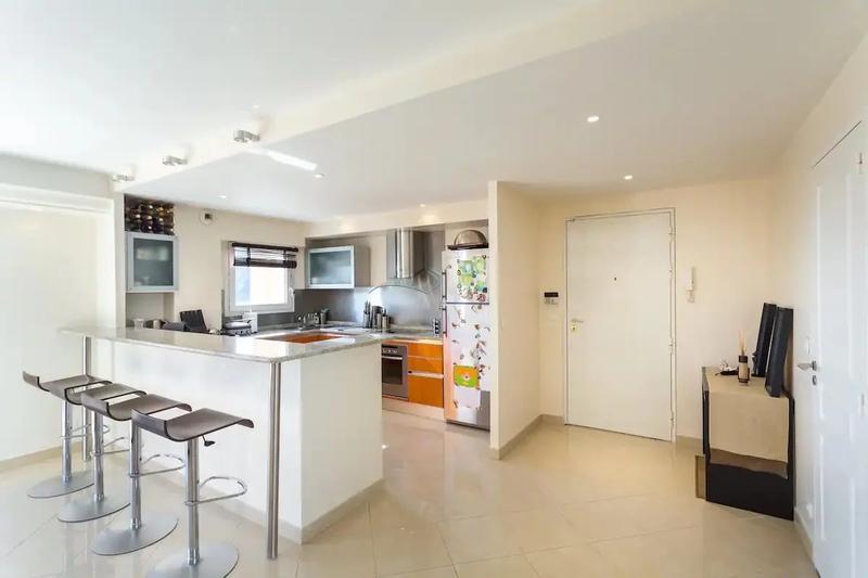 Villa sur toit - 108 m² - 4 pièces