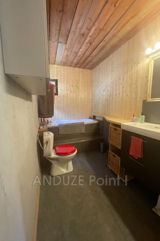 Maison - 207 m² - 7 pièces