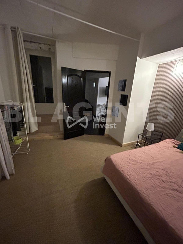 Appartement - 100 m² - 2 pièces