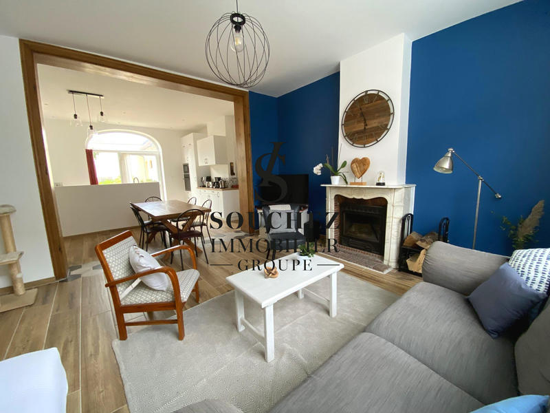 Maison - 328 m² - 7 pièces