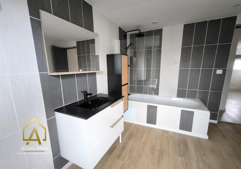 Maison - 100 m² - 7 pièces