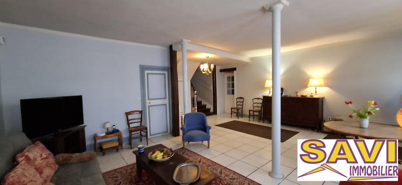 Maison ancienne - 233 m² - 12 pièces