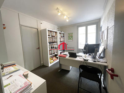 Bureau - 142 m²