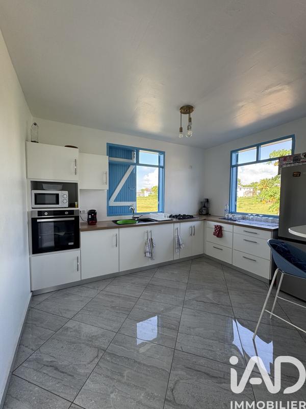 Maison - 140 m² - 4 pièces