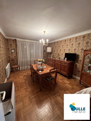 Appartement - 80 m² - 4 pièces