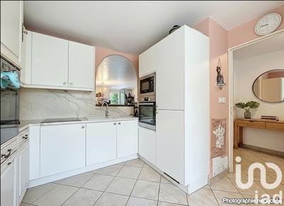 Maison - 92 m² - 5 pièces