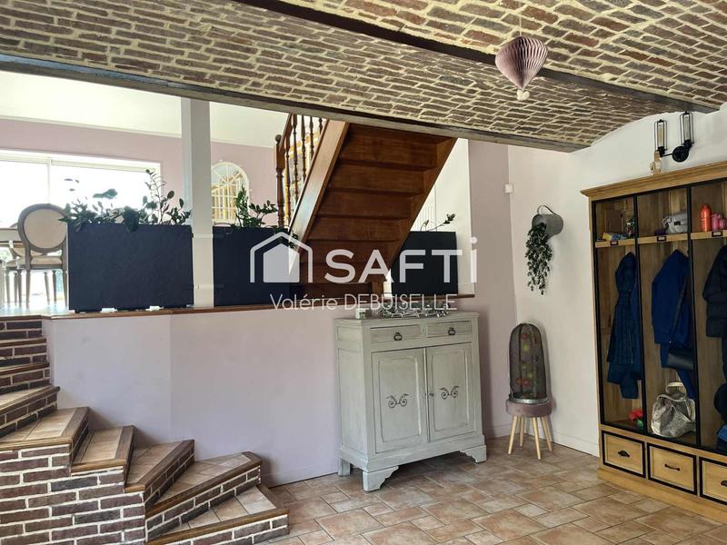 Maison - 181 m² - 7 pièces