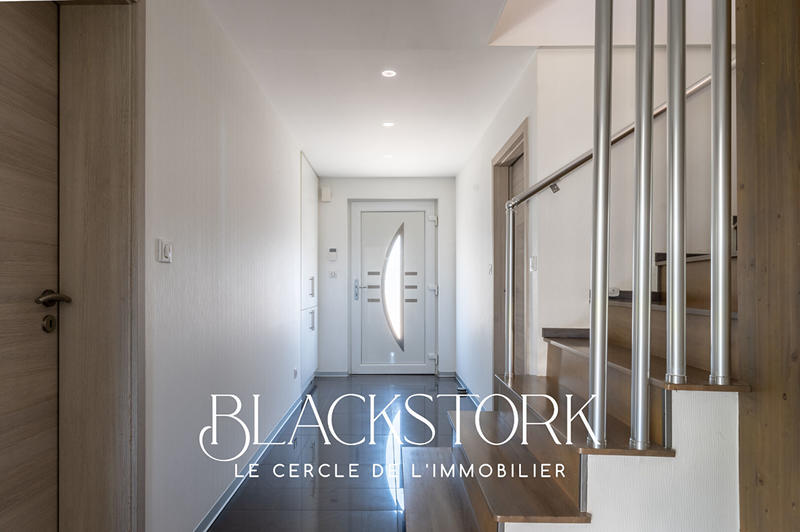 Maison - 139 m² - 6 pièces