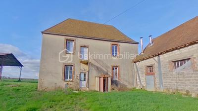 Corps de ferme - 310 m² - 11 pièces