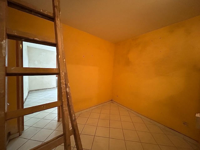 Maison - 97 m² - 5 pièces