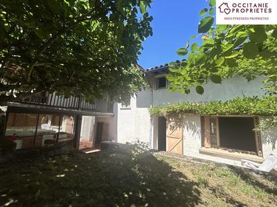 Maison - 200 m² - 7 pièces