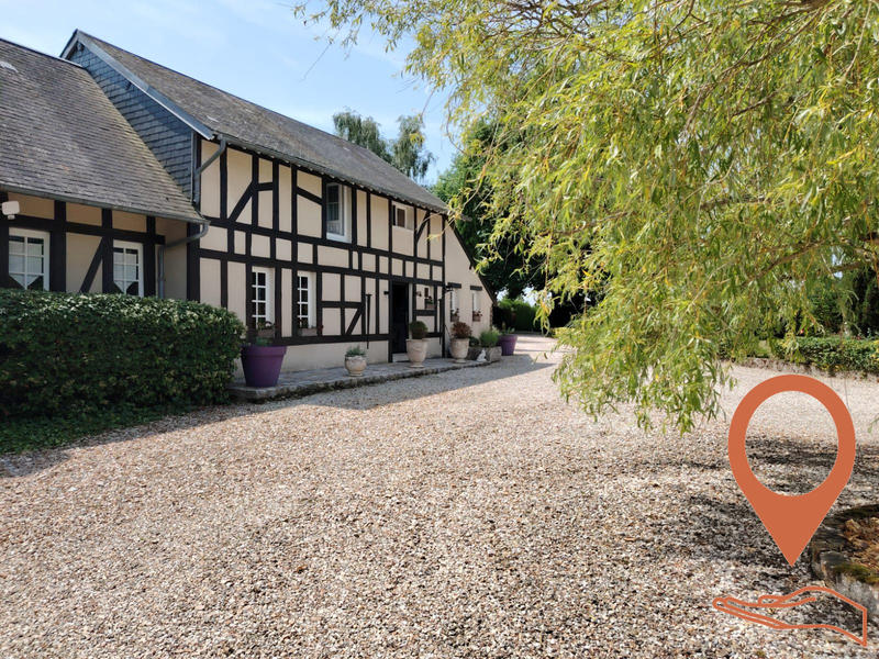 Maison ancienne - 400 m² - 14 pièces