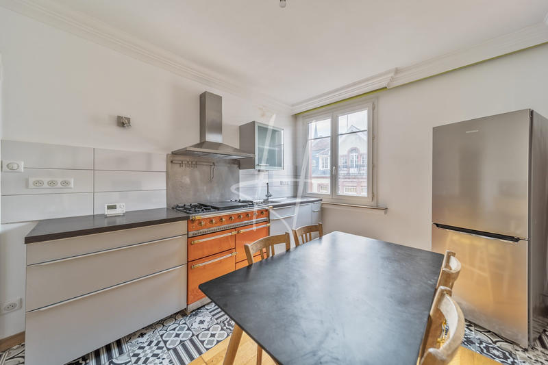 Appartement - 77 m² - 3 pièces