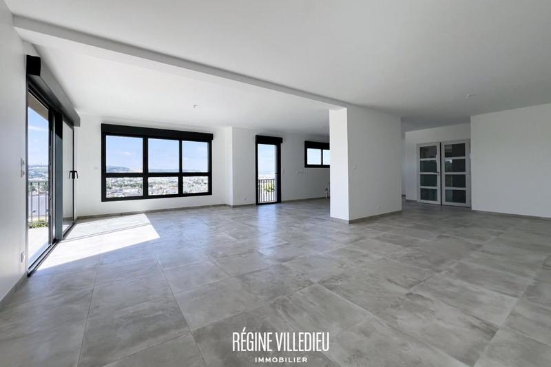 Maison - 197 m² - 5 pièces