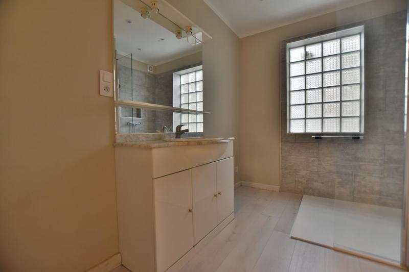 Appartement - 65 m² - 2 pièces