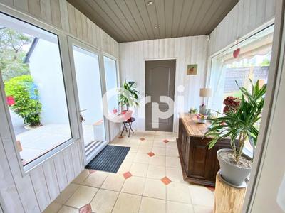 Maison - 203 m² - 7 pièces