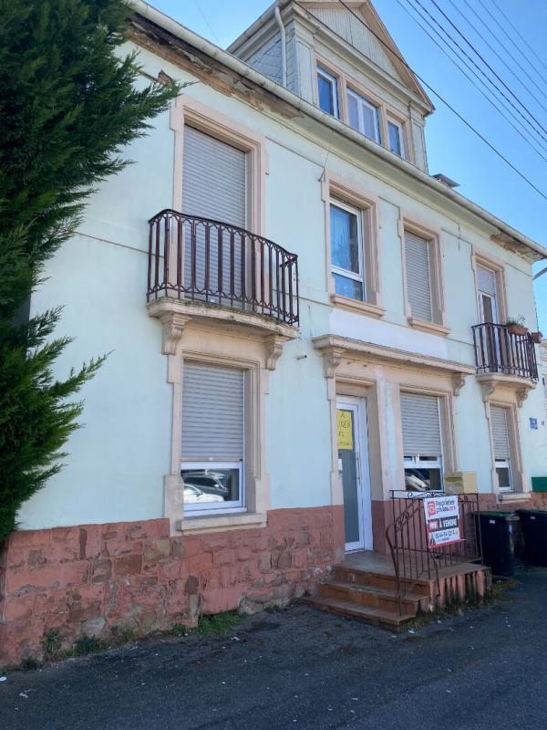 Immeuble - 273 m² - 17 pièces