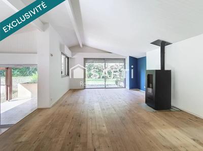 Maison - 192 m² - 7 pièces