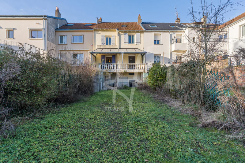 Maison ancienne - 130 m² - 1 pièce