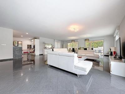 Villa - 210 m² - 7 pièces