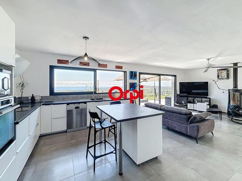 Villa - 135 m² - 4 pièces