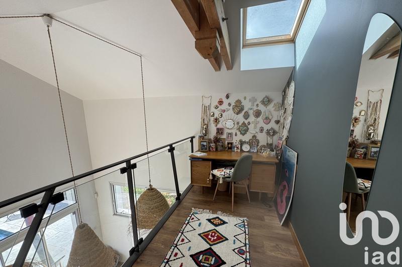 Maison - 238 m² - 6 pièces