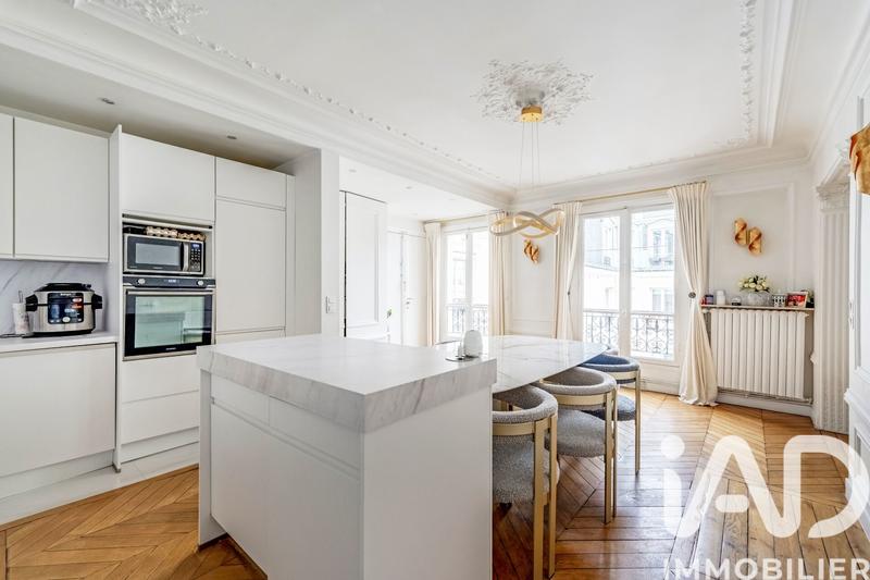 Appartement - 93 m² - 3 pièces