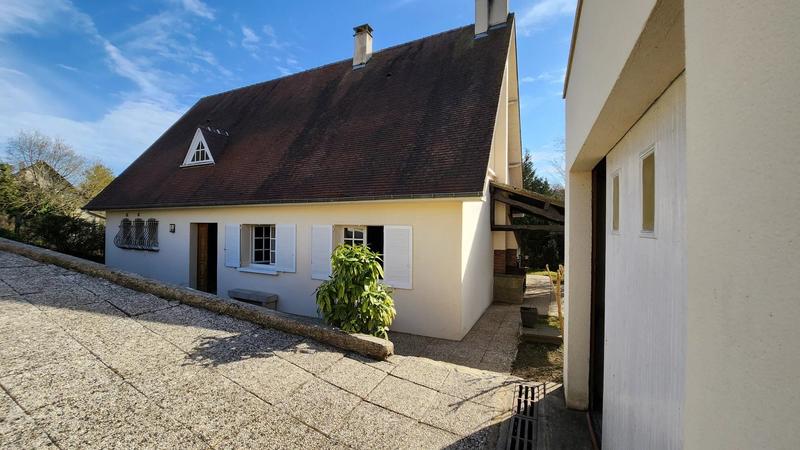 Maison - 177 m² - 7 pièces