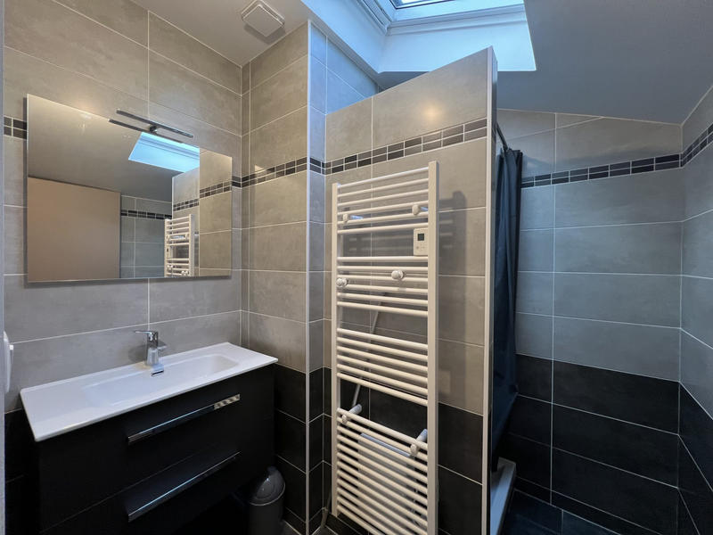 Maison ancienne - 265 m² - 7 pièces