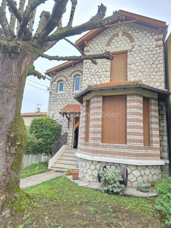 Maison - 91 m² - 4 pièces