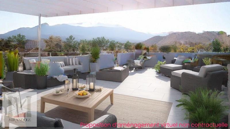 Appartement - 94 m² - 4 pièces